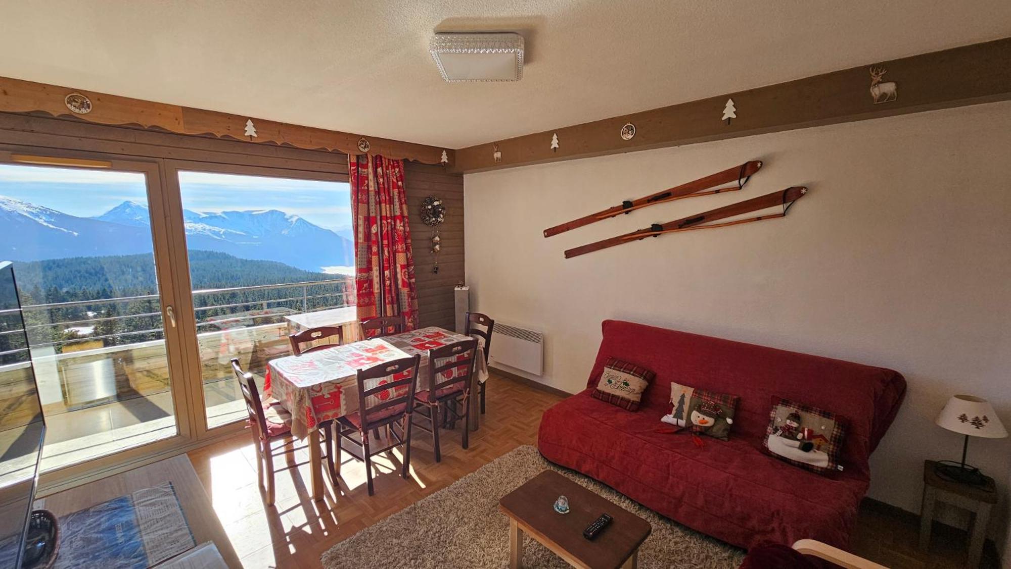 Pieds Des Pistes, 6p, Piscine Ouverte Pendant L'ouverture De La Station, Vue Imprenable, Appartement Chamrousse