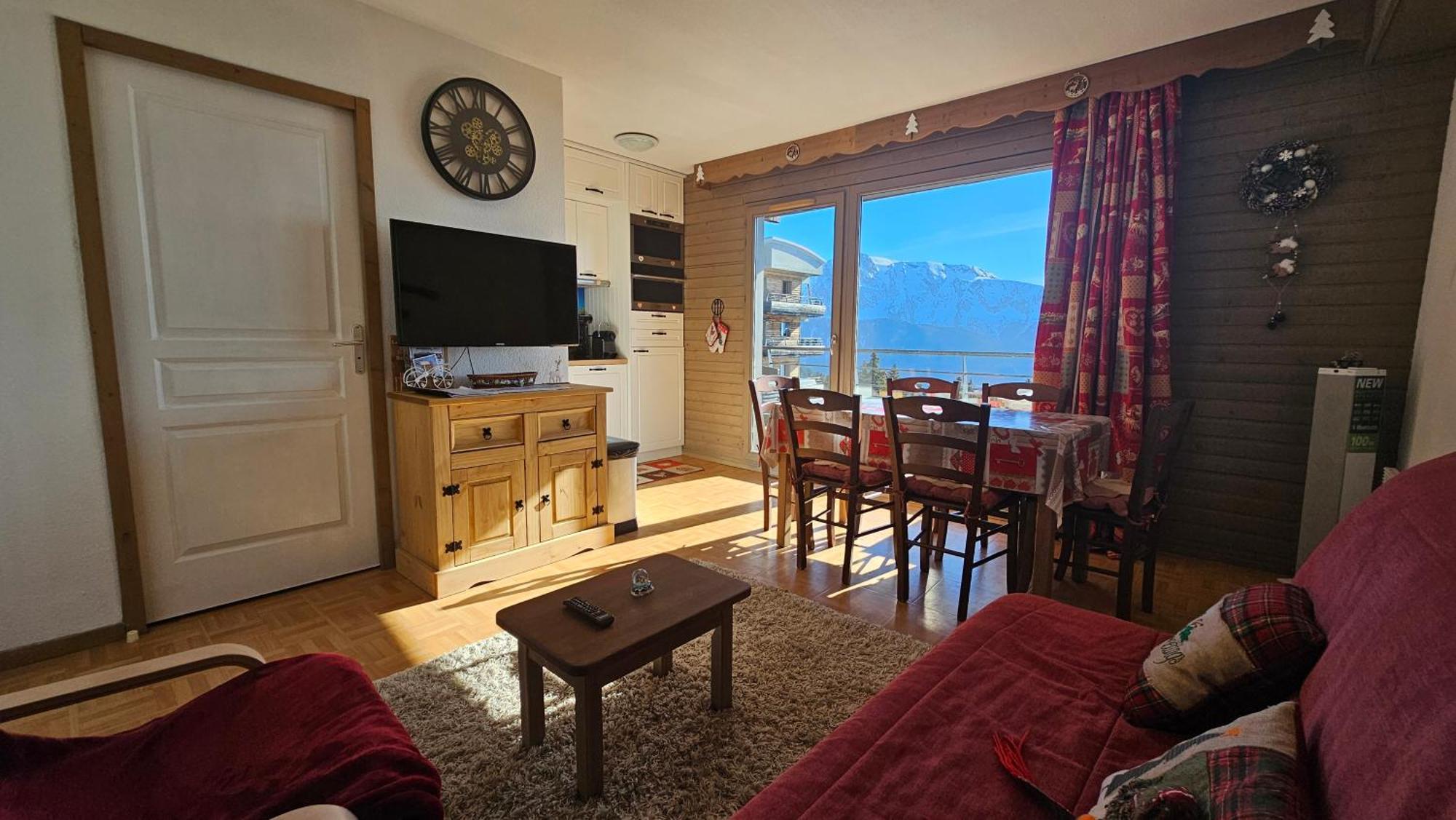 Pieds Des Pistes, 6p, Piscine Ouverte Pendant L'ouverture De La Station, Vue Imprenable, Appartement Chamrousse